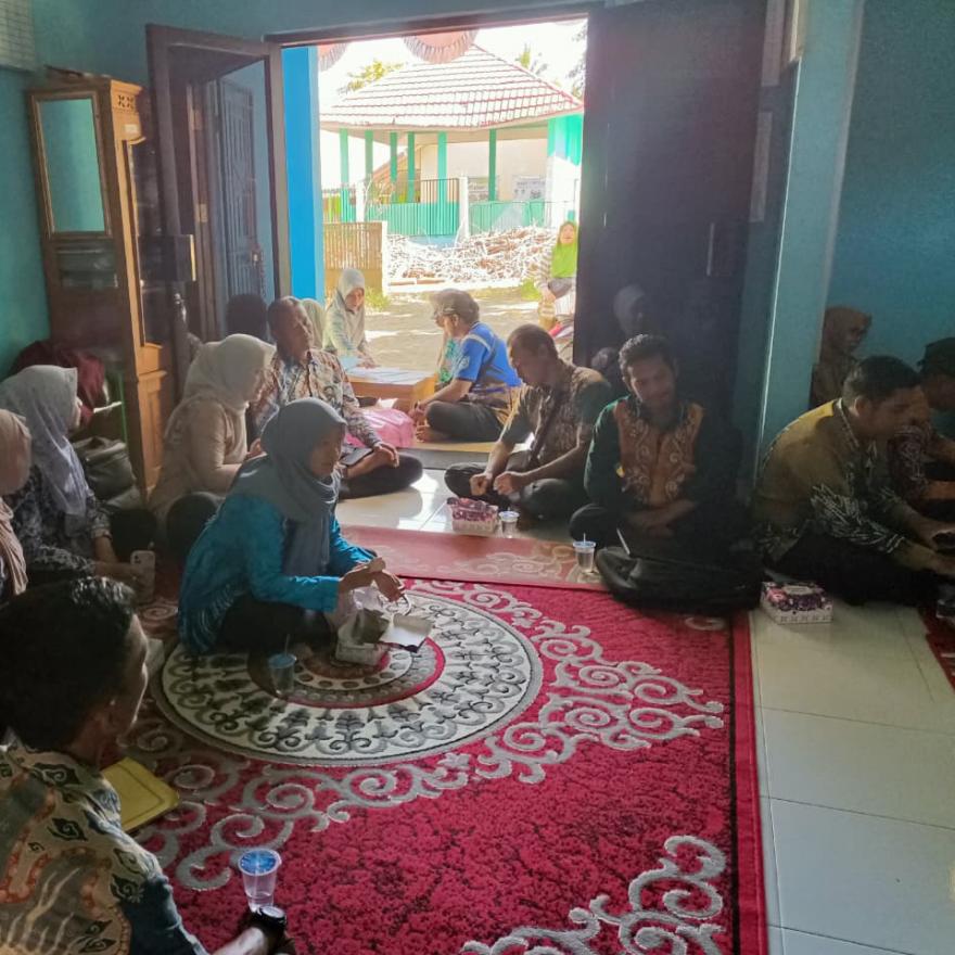 Perangkat Desa Gunung Ulin Hadiri Pendampingan Penyusunan dan Pendayagunaan Data Profil Desa
